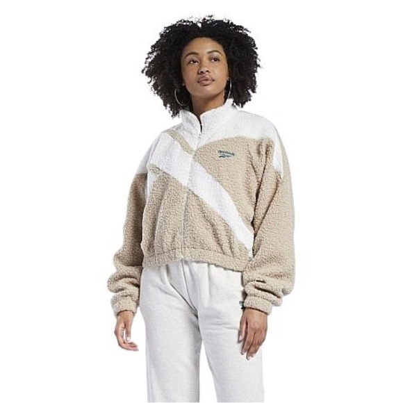 NWT REEBOK sherpa jacket - Picture 4 of 5